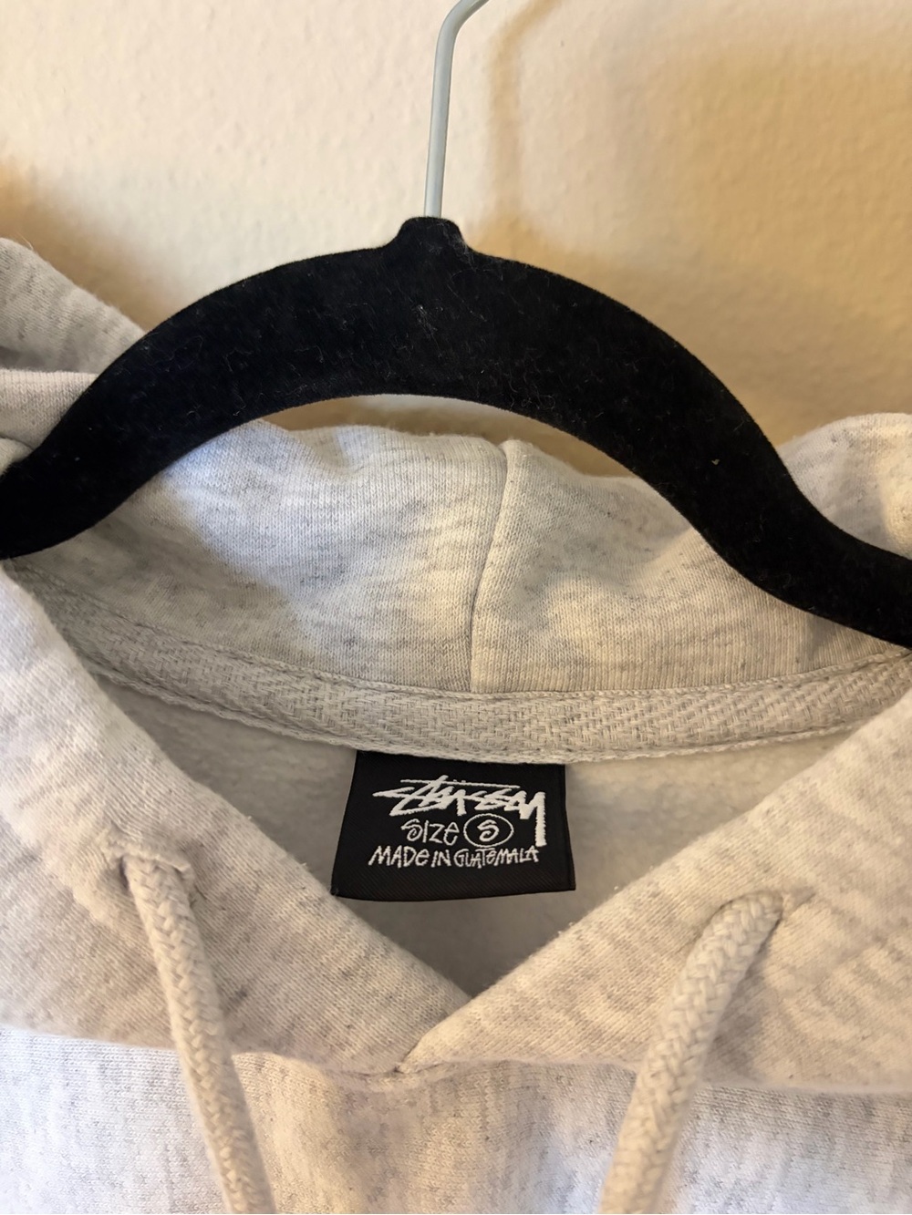 Stussy Basic Hoodie View 3